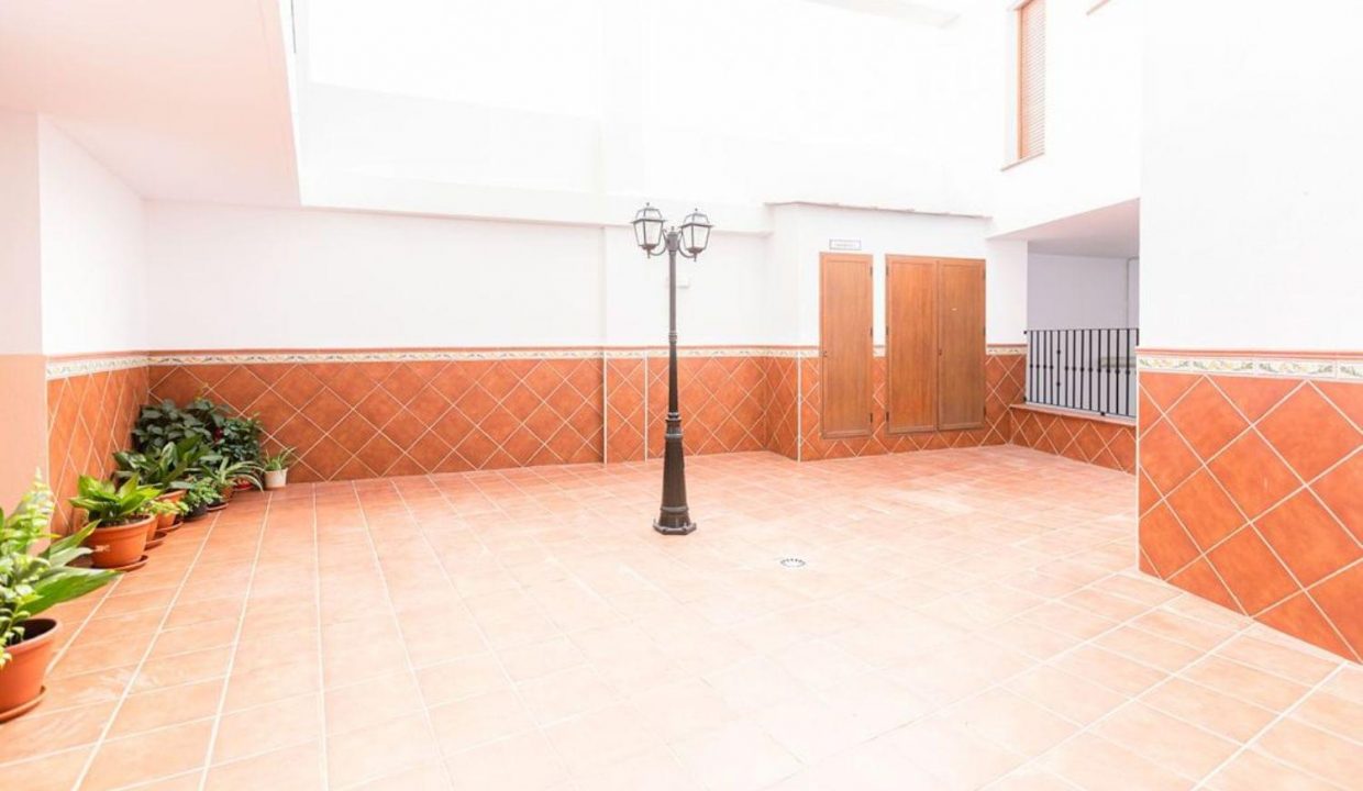 Promoción Bayarcal, obra nueva en Paterna del Río (Revista)