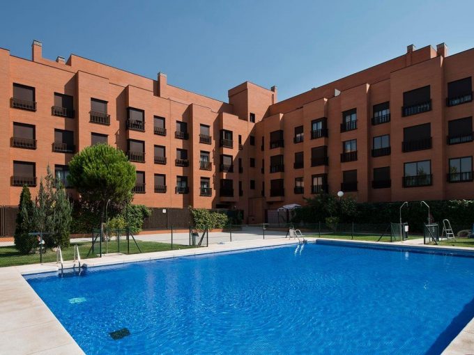 Promoción Residencial Las Villas Barajas, obra nueva en Madrid (Revista)