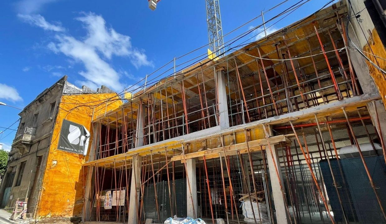 Promoción Edificio Montecelo, obra nueva en O Santo Cura de Ars (Revista)