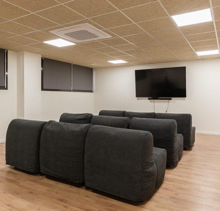 Promoción Les Arts, obra nueva en l'Hospitalet de Llobregat (Revista)