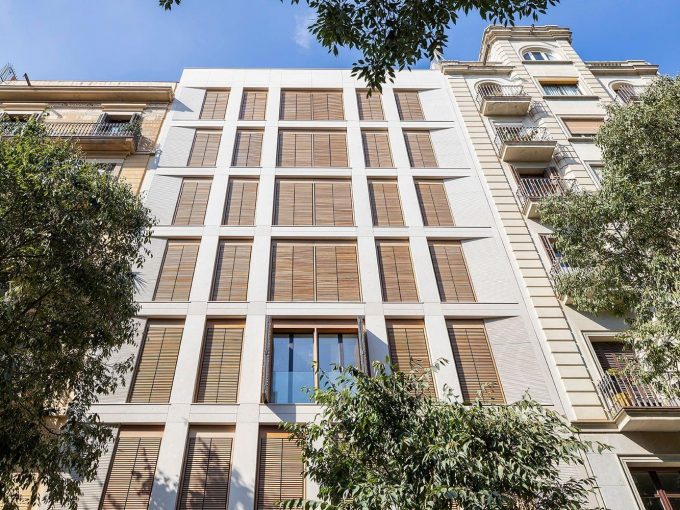 Promoción Ausias March, obra nueva en Barcelona (Revista)