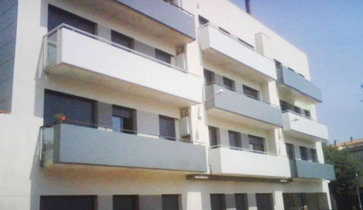 Promoción FIGUERES, obra nueva en Figueres (Revista)