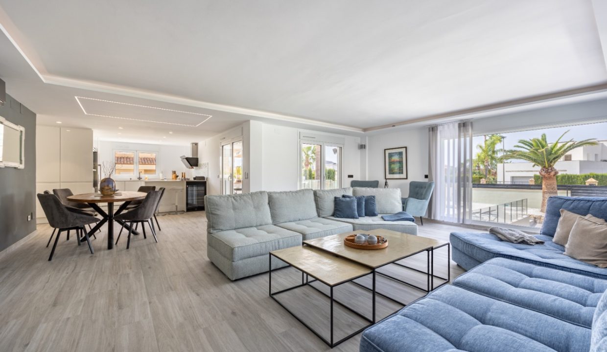 Promoción Hermosa villa moderna, obra nueva en Altea (Revista)