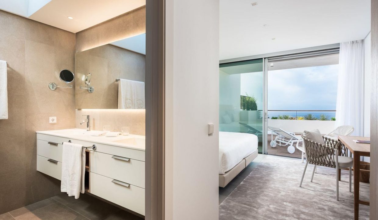 Promoción Los Jardines de Abama Villas del Tenis, obra nueva en Guía de Isora (Revista)