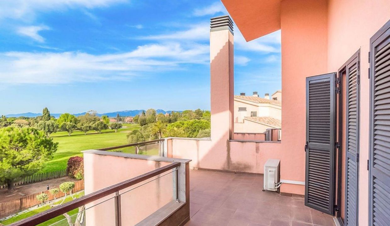 Promoción Illa del Golf, obra nueva en Reus (Revista)