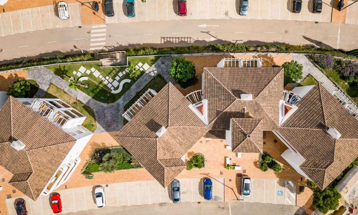 Promoción Pine Hill Residences, obra nueva en Fuengirola (Revista)