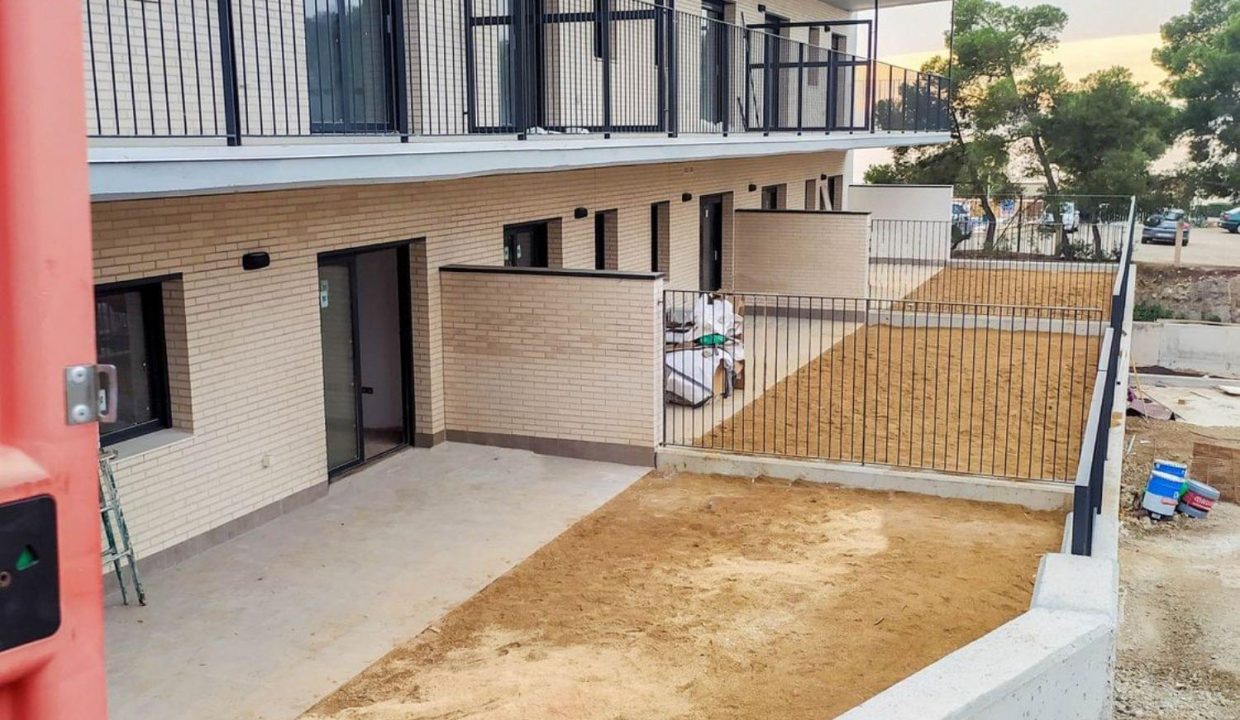 Promoción Residencial Cap Salou1, obra nueva en Far (Revista)