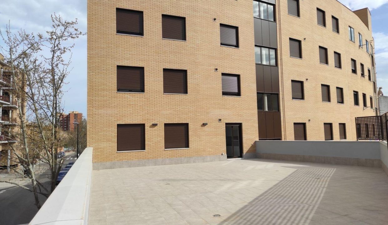 Promoción El Poeta II, obra nueva en Zaragoza (Revista)