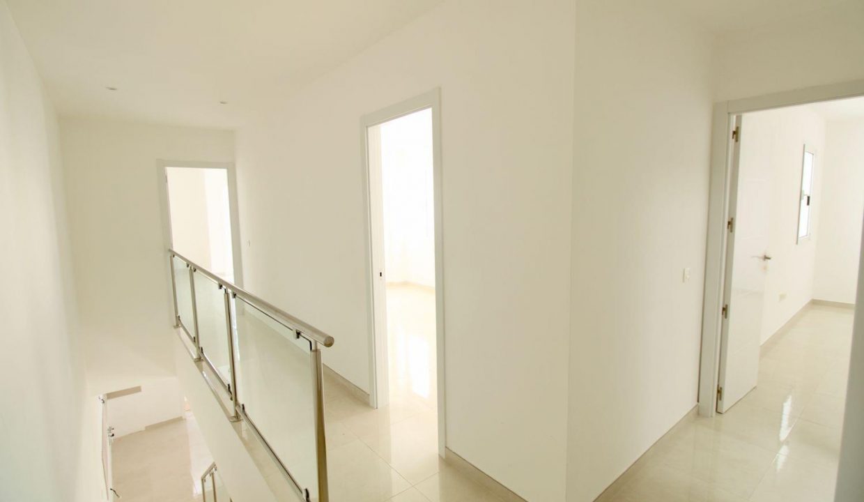 Promoción 4 dúplex en San Bartolomé, obra nueva en San Bartolomé (Revista)