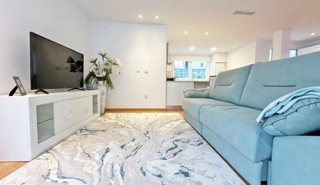 Promoción Encantador chalet independiente, obra nueva en Chirles (Revista)