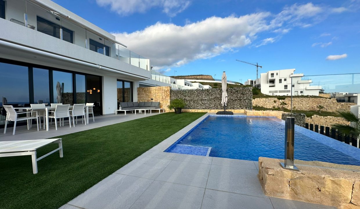 Promoción Impresionante villa contemporánea, obra nueva en Finestrat (Revista)
