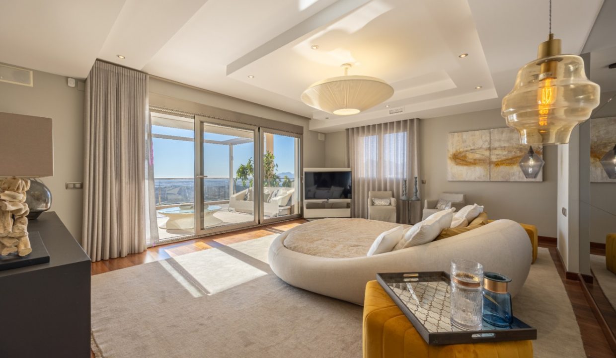 Promoción Villa con imponentes vistas a la bahía, obra nueva en Altea (Revista)