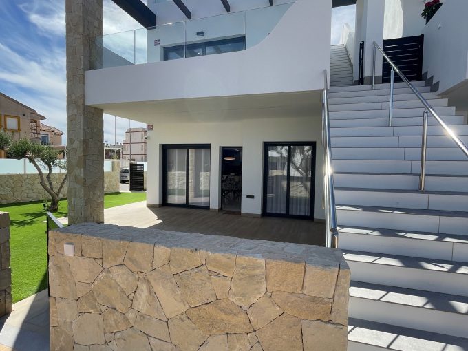 Promoción INNOVA SUN, obra nueva en Orihuela (Revista)