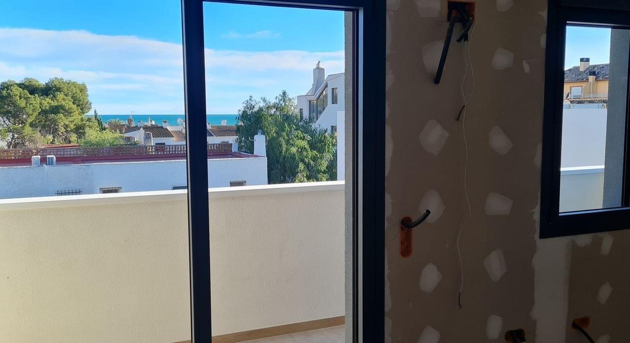 Promoción calle Roure 6, obra nueva en Alcocéber (Revista)