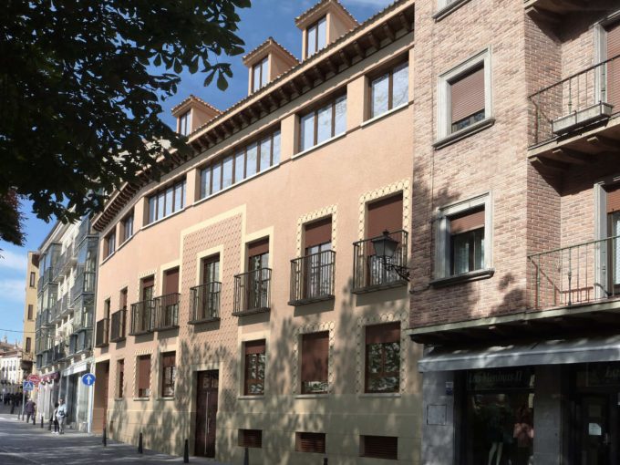 Promoción Doctor Laguna, obra nueva en Segovia (Revista)