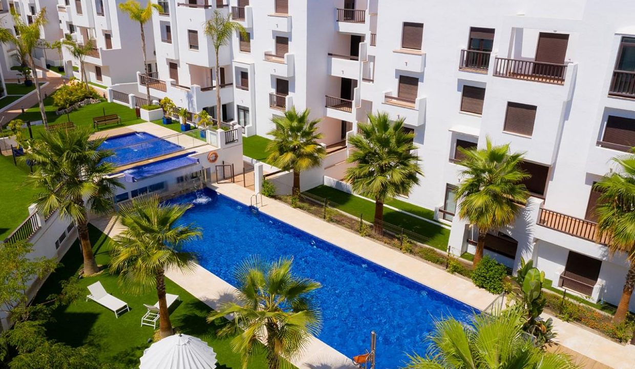Promoción Oasis de Salobreña, obra nueva en Salobreña (Revista)