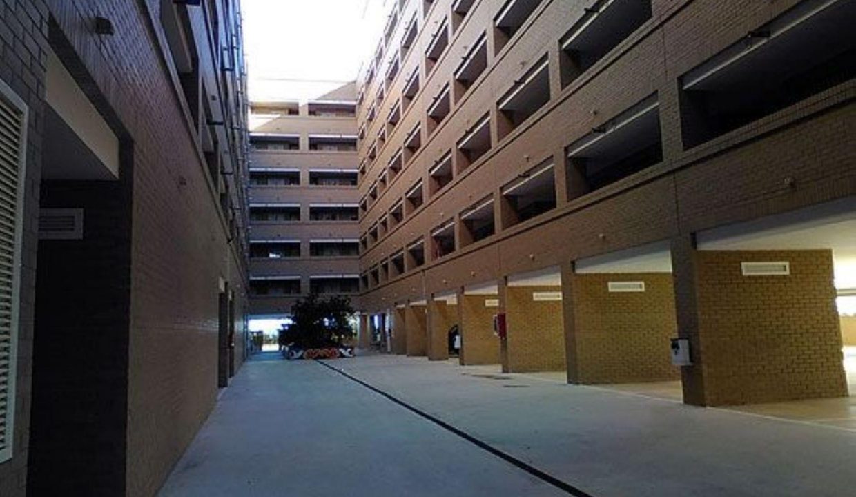 Promoción Cabanes, obra nueva en La Torre de la Sal (Revista)