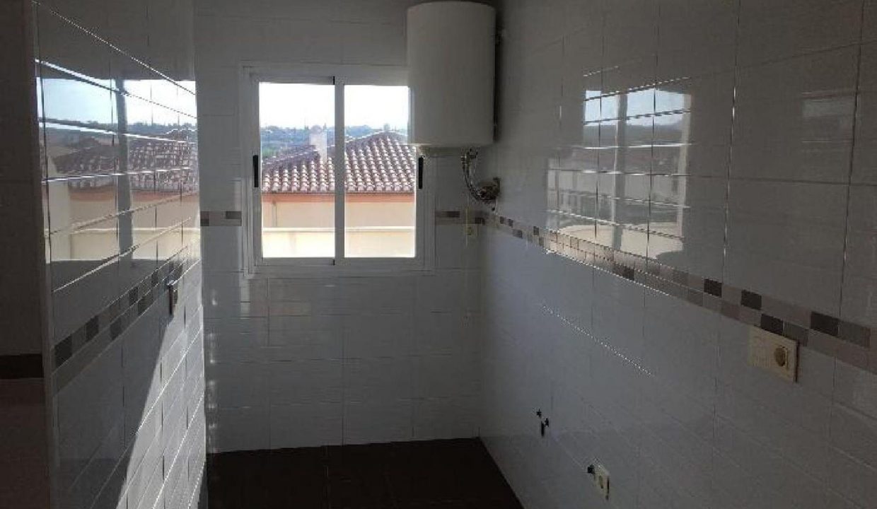 Promoción RESIDENCIAL CARLOS CANO, obra nueva en Urbanización "Cuesta de los chinos" (Revista)