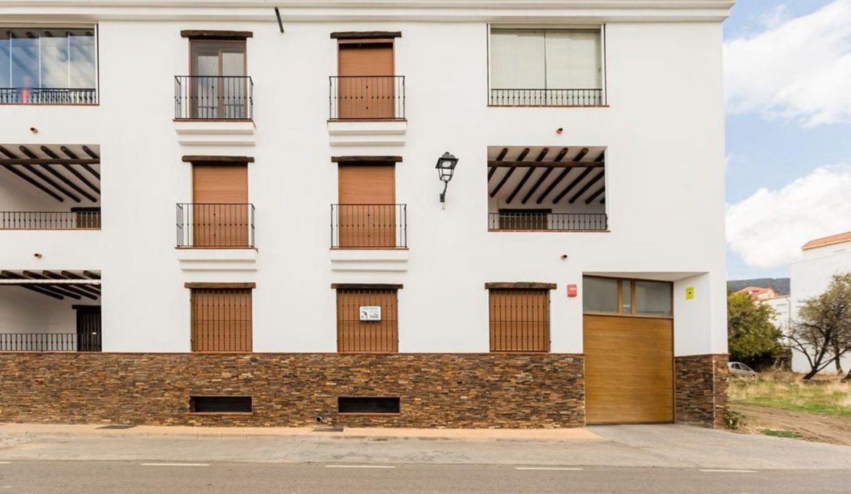 Promoción Bayarcal, obra nueva en Paterna del Río (Revista)