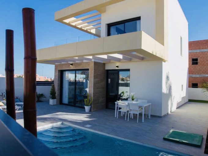 Promoción ALBA SALINA F3,F4,F5, obra nueva en Los Montesinos (Revista)