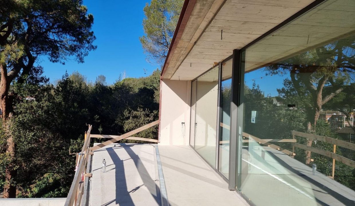 Promoción Enric Lanfranco 5, obra nueva en Sant Cugat del Vallès (Revista)