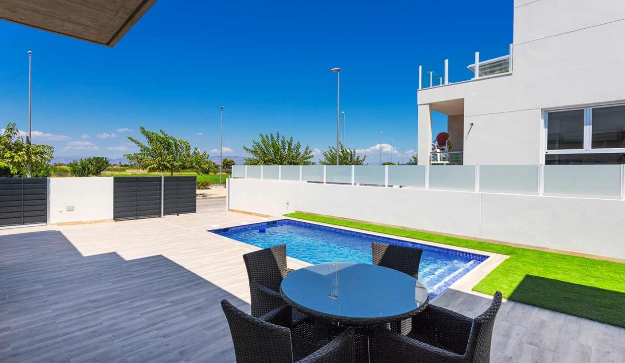 Promoción NUEVA DAYA VILLAS, obra nueva en Daya Nueva (Revista)