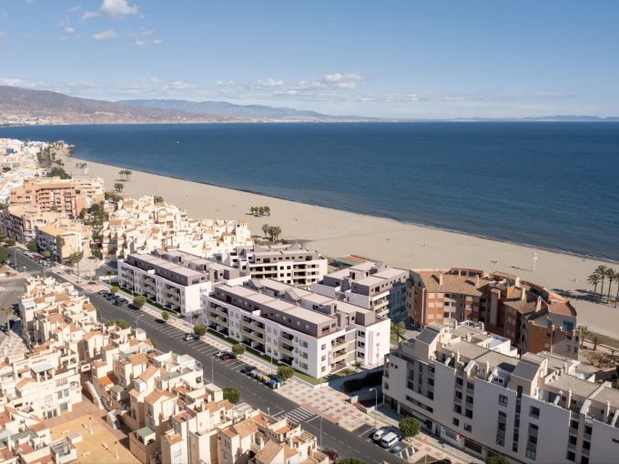 Promoción Residencial Zoraida, obra nueva en Roquetas de Mar (Revista)