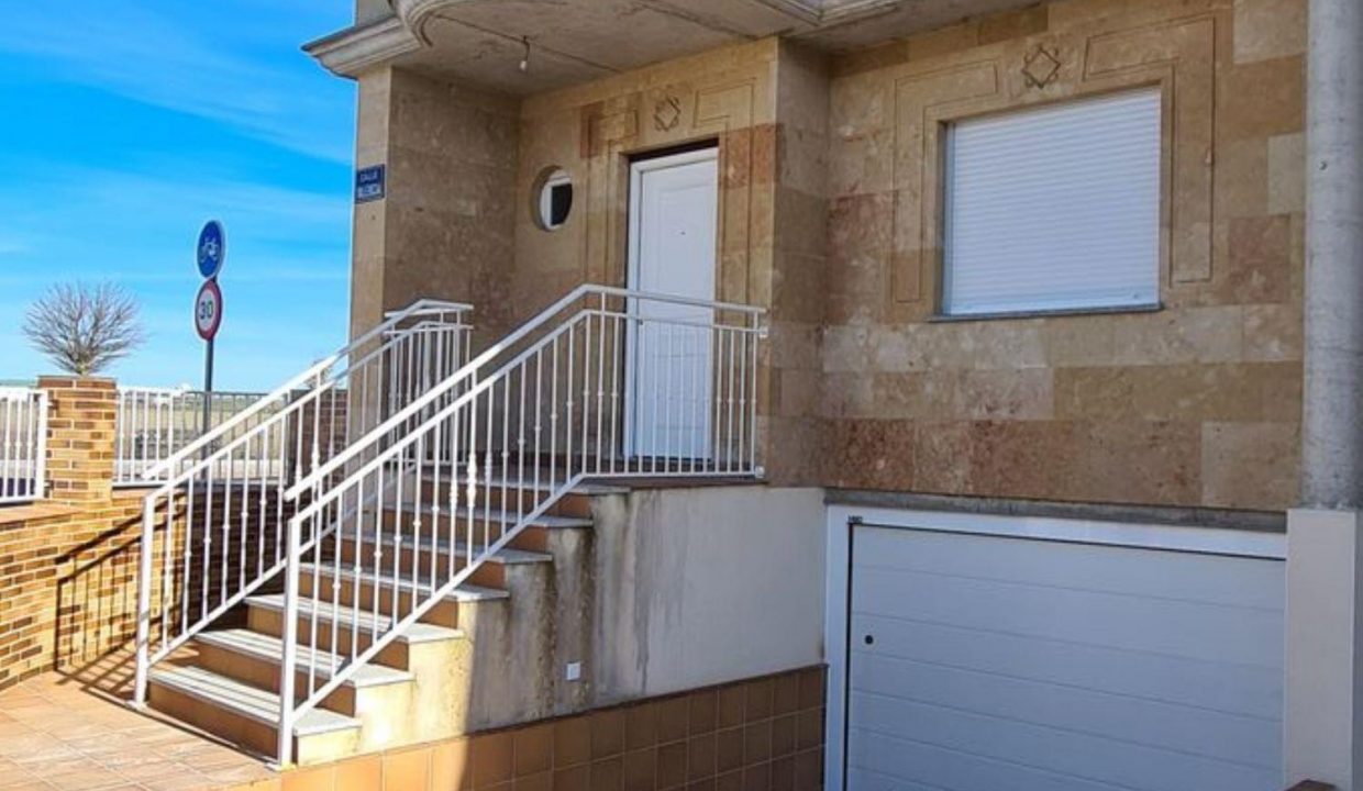 Promoción Residencial Valencia, obra nueva en Villares de la Reina (Revista)