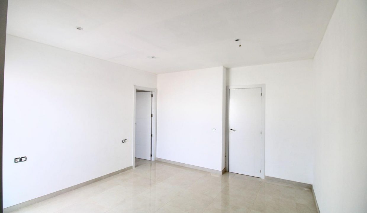 Promoción 4 dúplex en San Bartolomé, obra nueva en San Bartolomé (Revista)