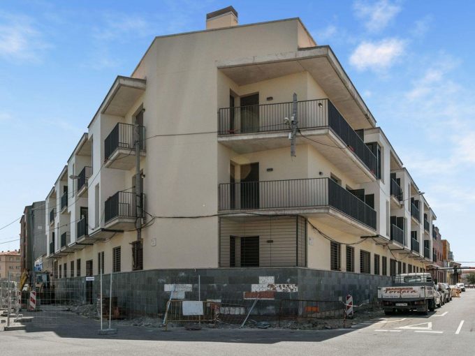 Promoción Figueres - Taure, obra nueva en Figueres (Revista)