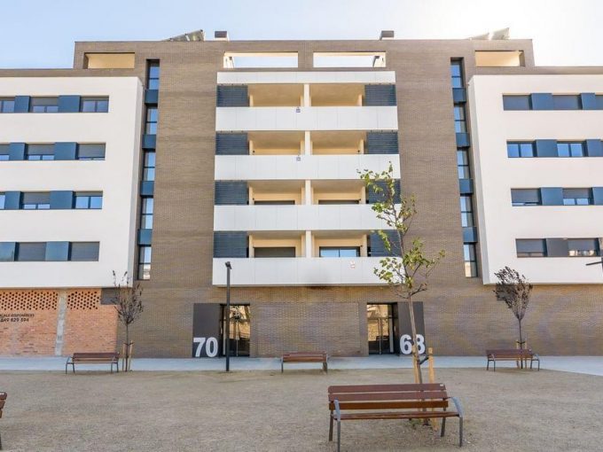 Promoción Nou Jardí, obra nueva en Reus (Revista)
