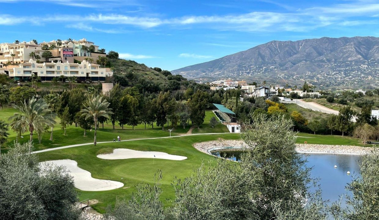 Promoción Castillo del Cerrado, obra nueva en Mijas (Revista)