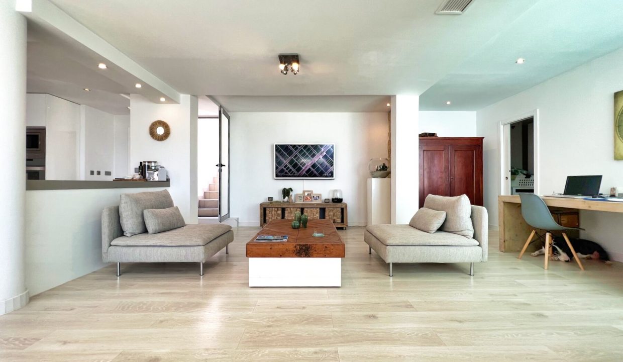 Promoción Exclusiva villa adosada, obra nueva en Altea (Revista)