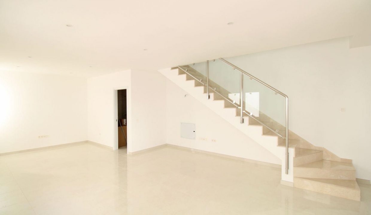 Promoción 4 dúplex en San Bartolomé, obra nueva en San Bartolomé (Revista)