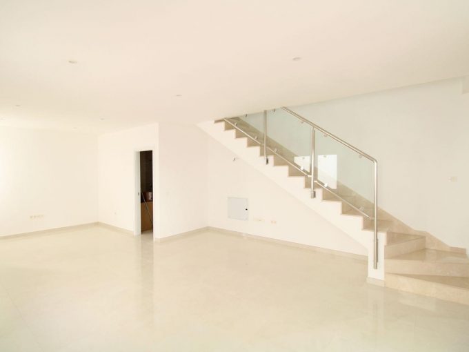 Promoción 4 dúplex en San Bartolomé, obra nueva en San Bartolomé (Revista)