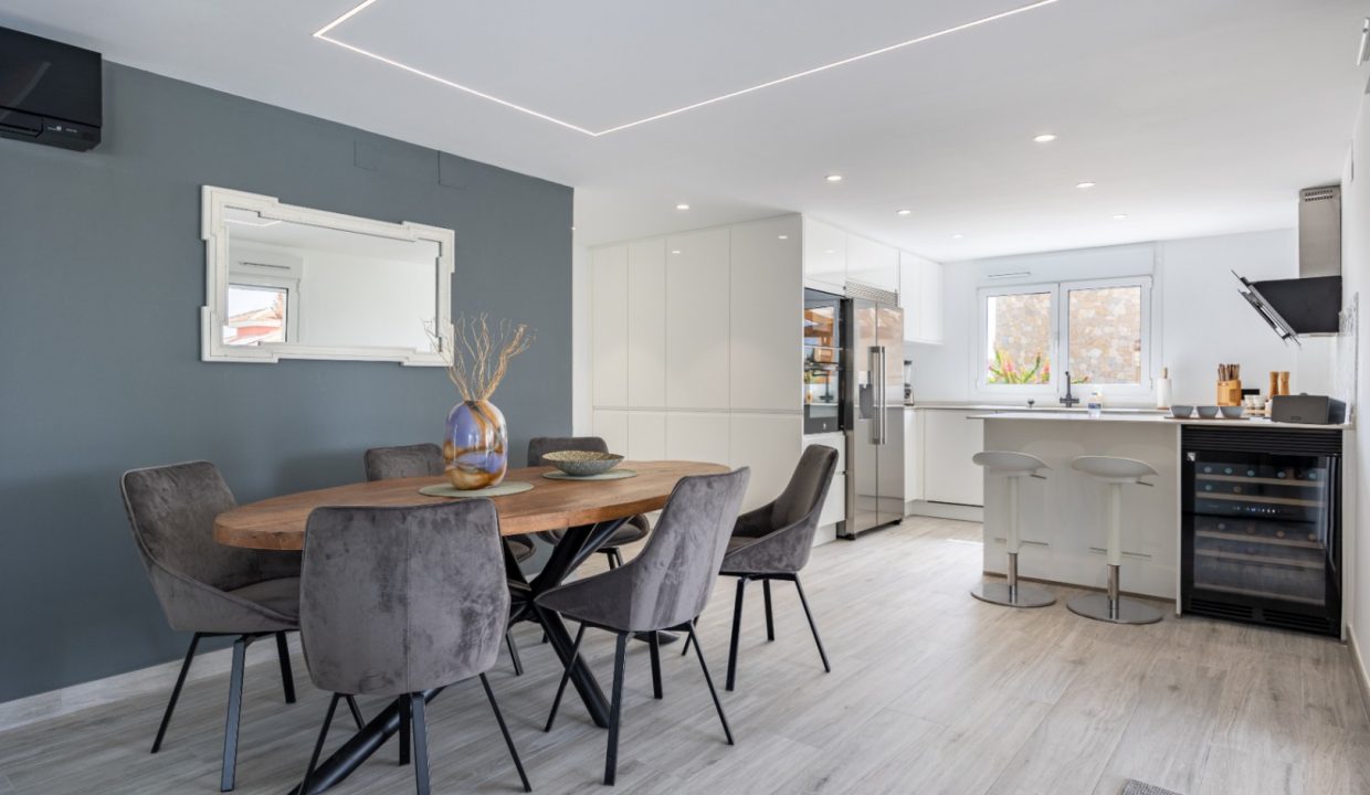 Promoción Hermosa villa moderna, obra nueva en Altea (Revista)
