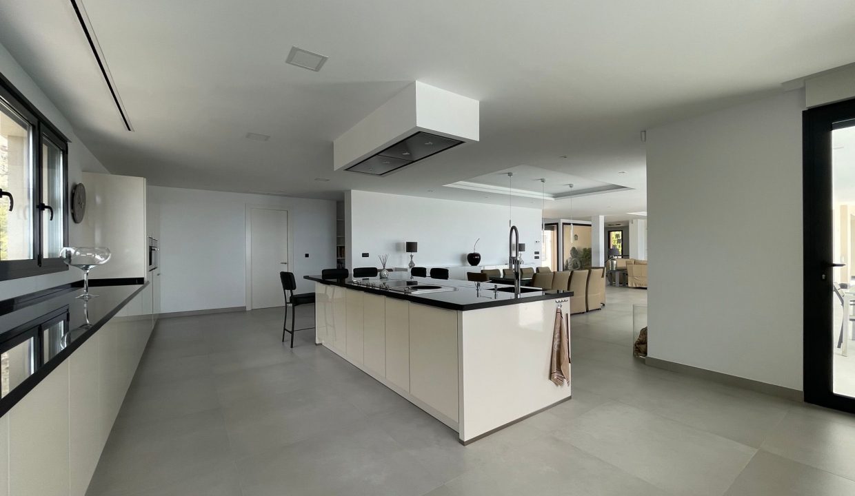 Promoción Excepcional villa de estilo moderno, obra nueva en Altea (Revista)