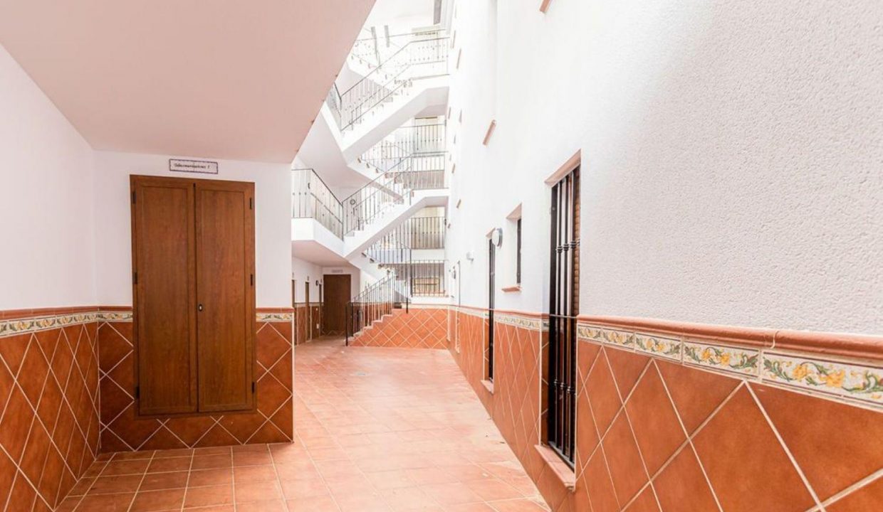 Promoción Bayarcal, obra nueva en Paterna del Río (Revista)