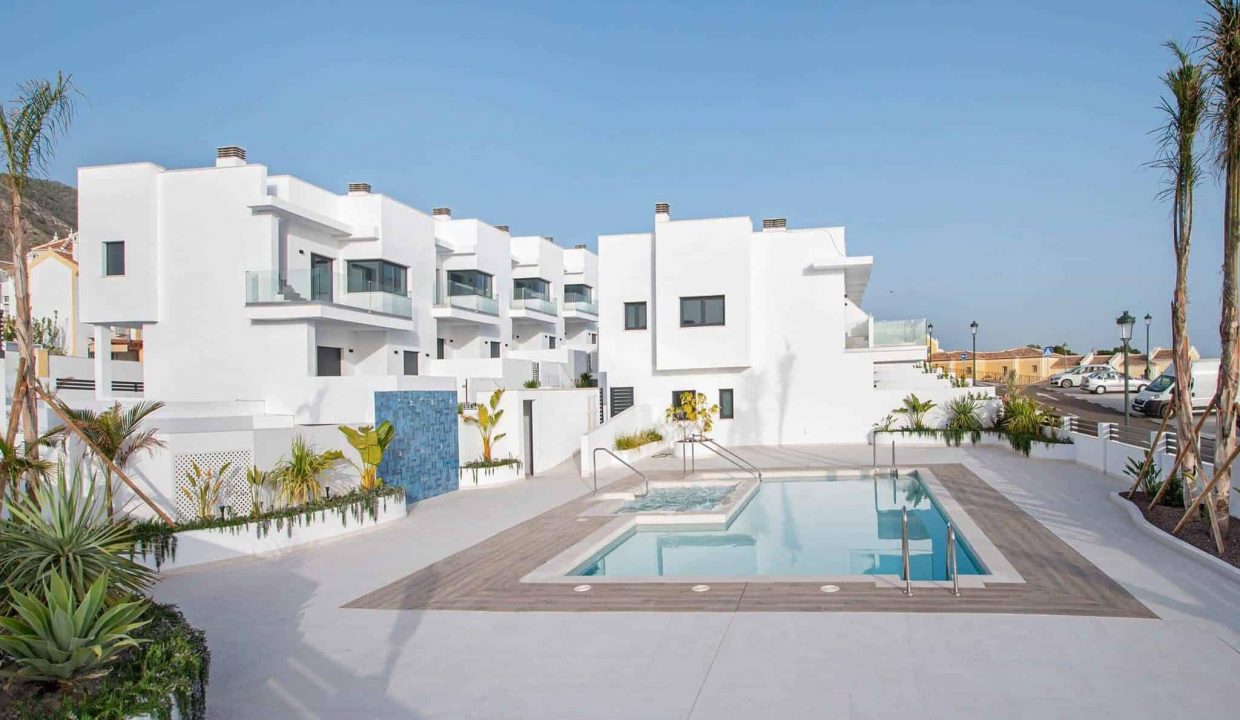 Promoción Sky Hill Village, obra nueva en Nerja (Revista)