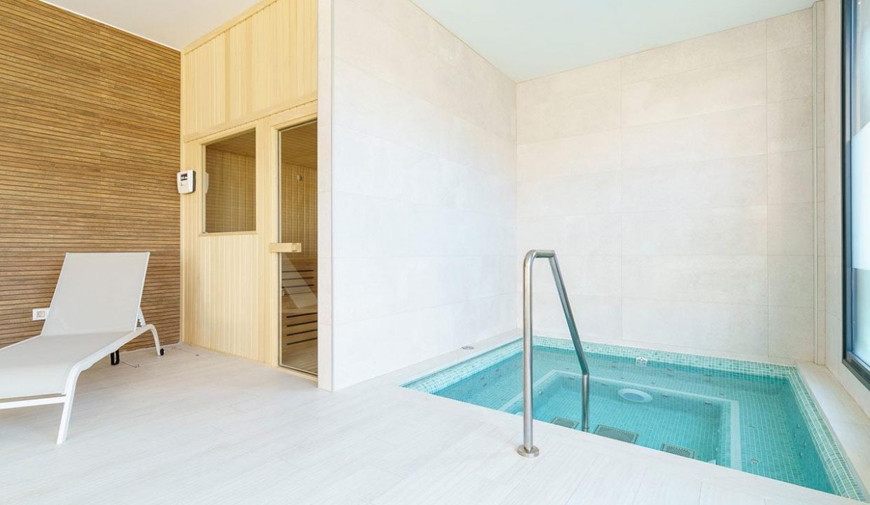 Promoción Cala Serena, obra nueva en Málaga (Revista)