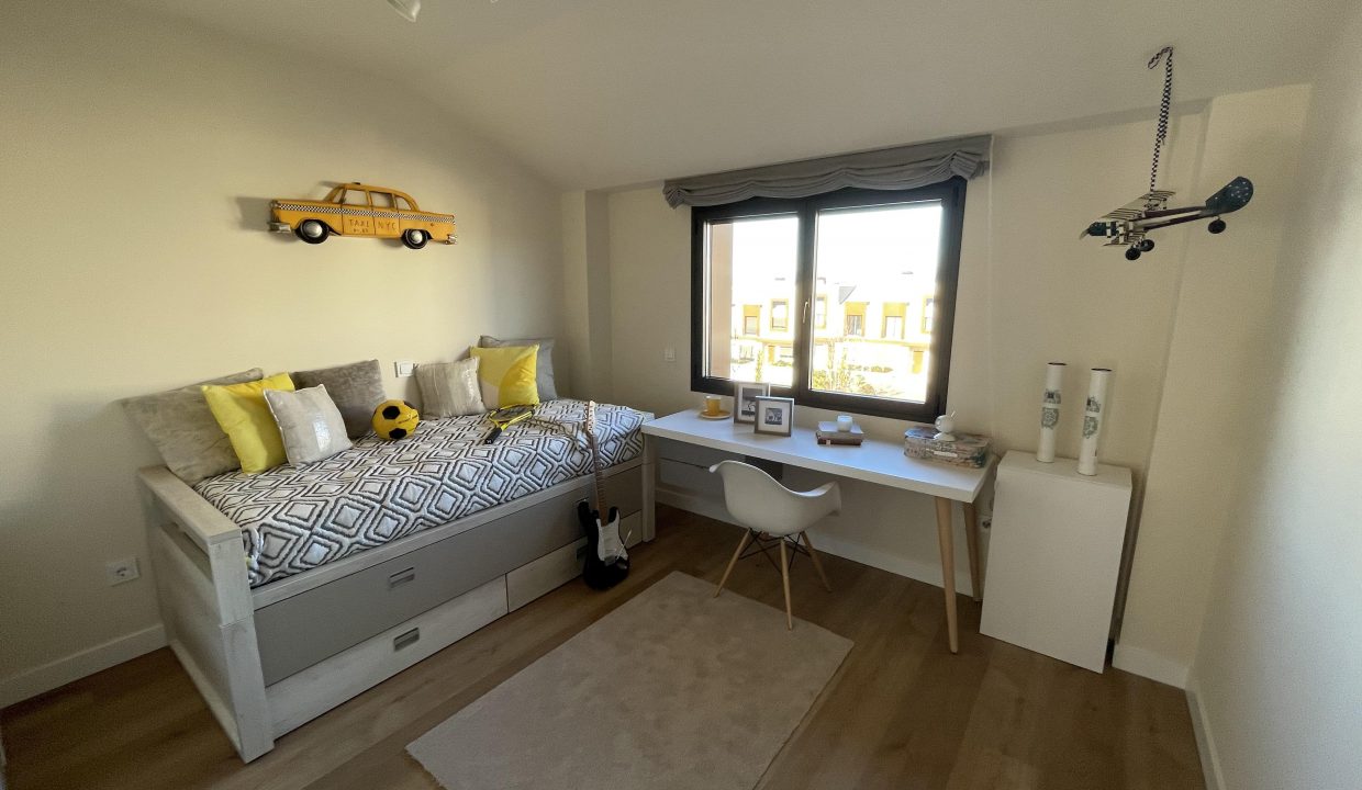 Promoción Villas del Mirabal 3, obra nueva en Boadilla del Monte (Revista)