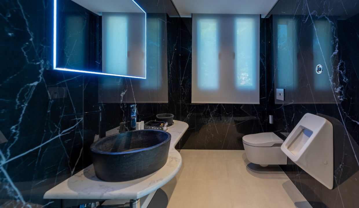 Promoción Villa con un oasis de tranquilidad, obra nueva en Benitachell (Revista)