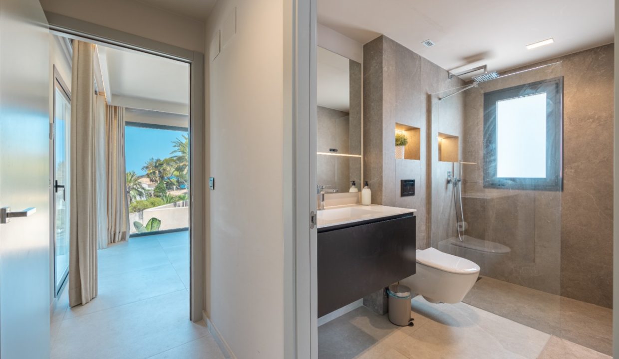 Promoción Impresionante villa en un entorno idílico, obra nueva en l'Albir (Revista)