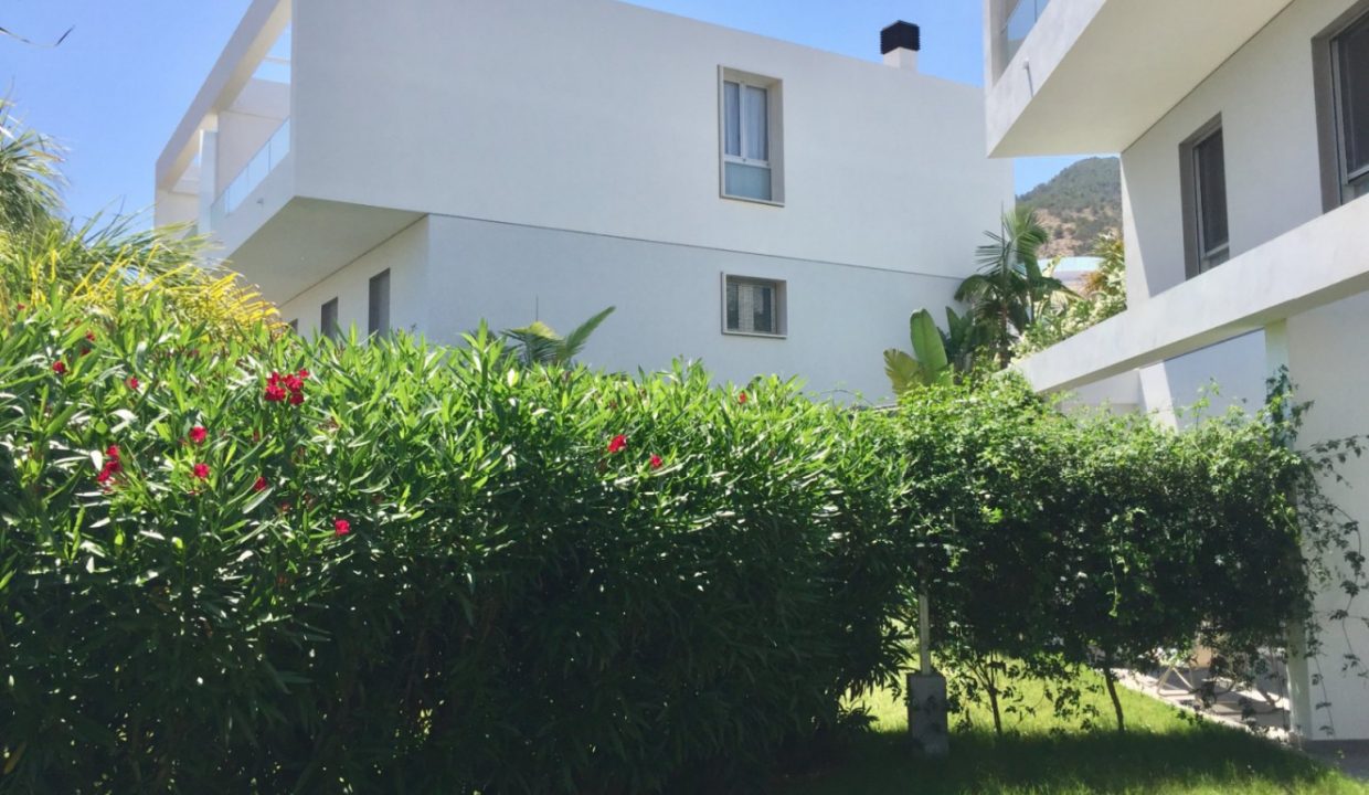 Promoción Moderna villa con elegancia contemporánea, obra nueva en l'Albir (Revista)