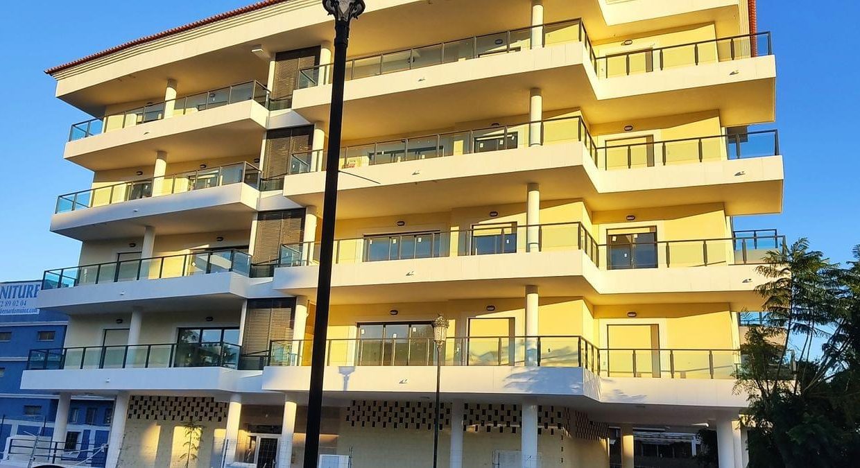 Promoción A2 de Villa Matilde, obra nueva en Sabinillas Sol (Revista)