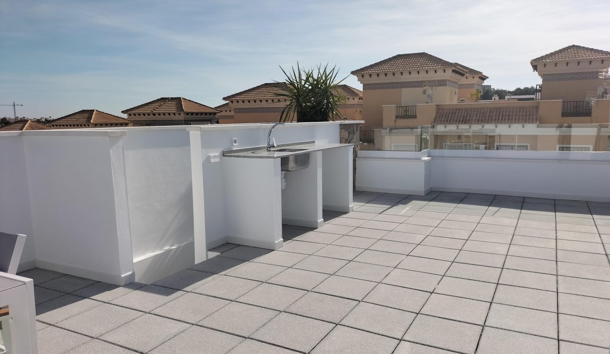 Promoción Residencial Atomium, obra nueva en Orihuela (Revista)