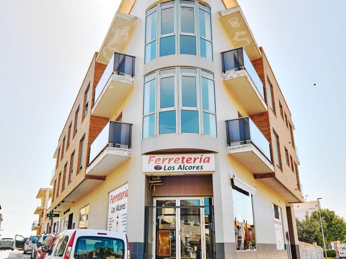 Promoción Edificio La Veleta, obra nueva en San Miguel de Salinas (Revista)