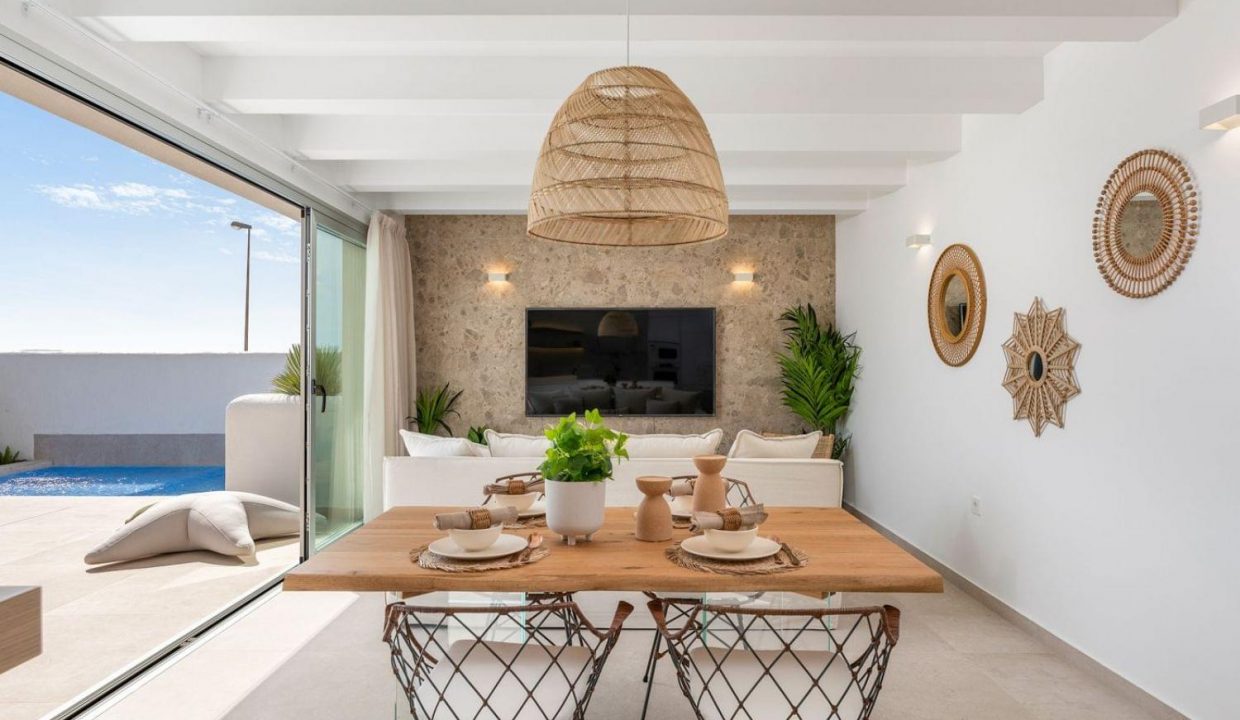 Promoción Villas en La Herrada, obra nueva en Los Montesinos (Revista)