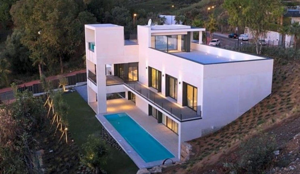 Promoción Santa Mónica Villa, obra nueva en Benalmádena (Revista)