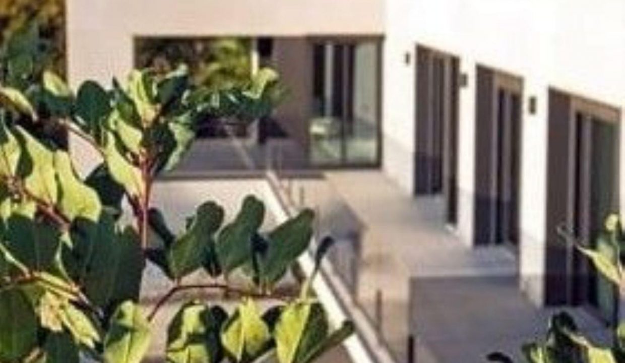 Promoción Santa Mónica Villa, obra nueva en Benalmádena (Revista)